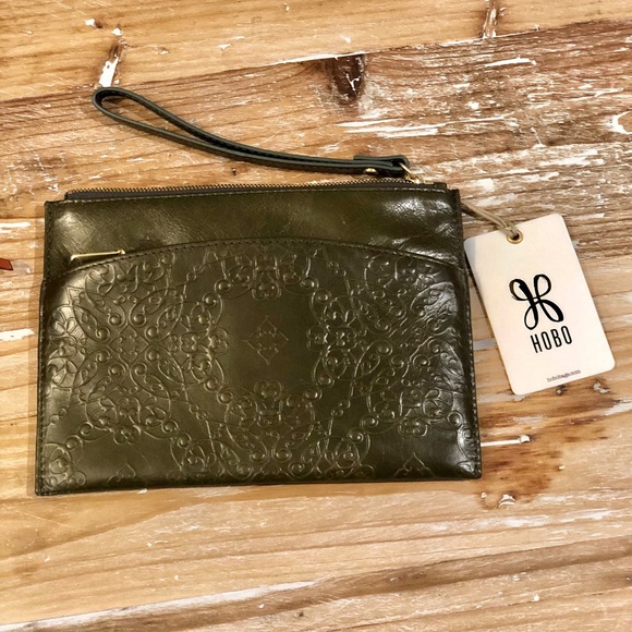 HOBO Wristlet - Picture 1 of 7